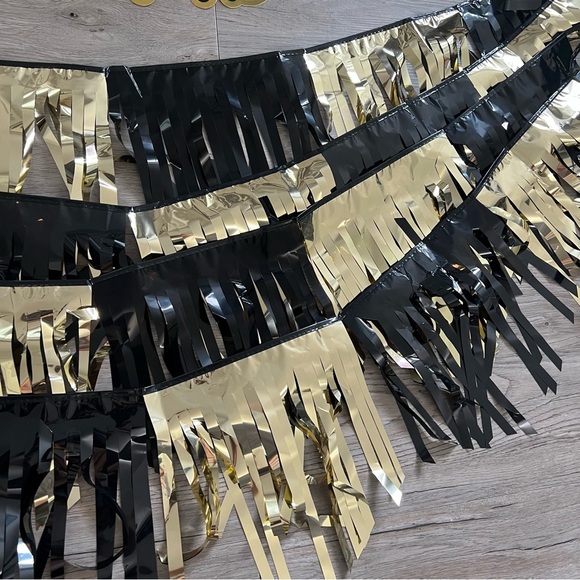 Black and Gold Graduation Decoration Set - Picture 7 of 9